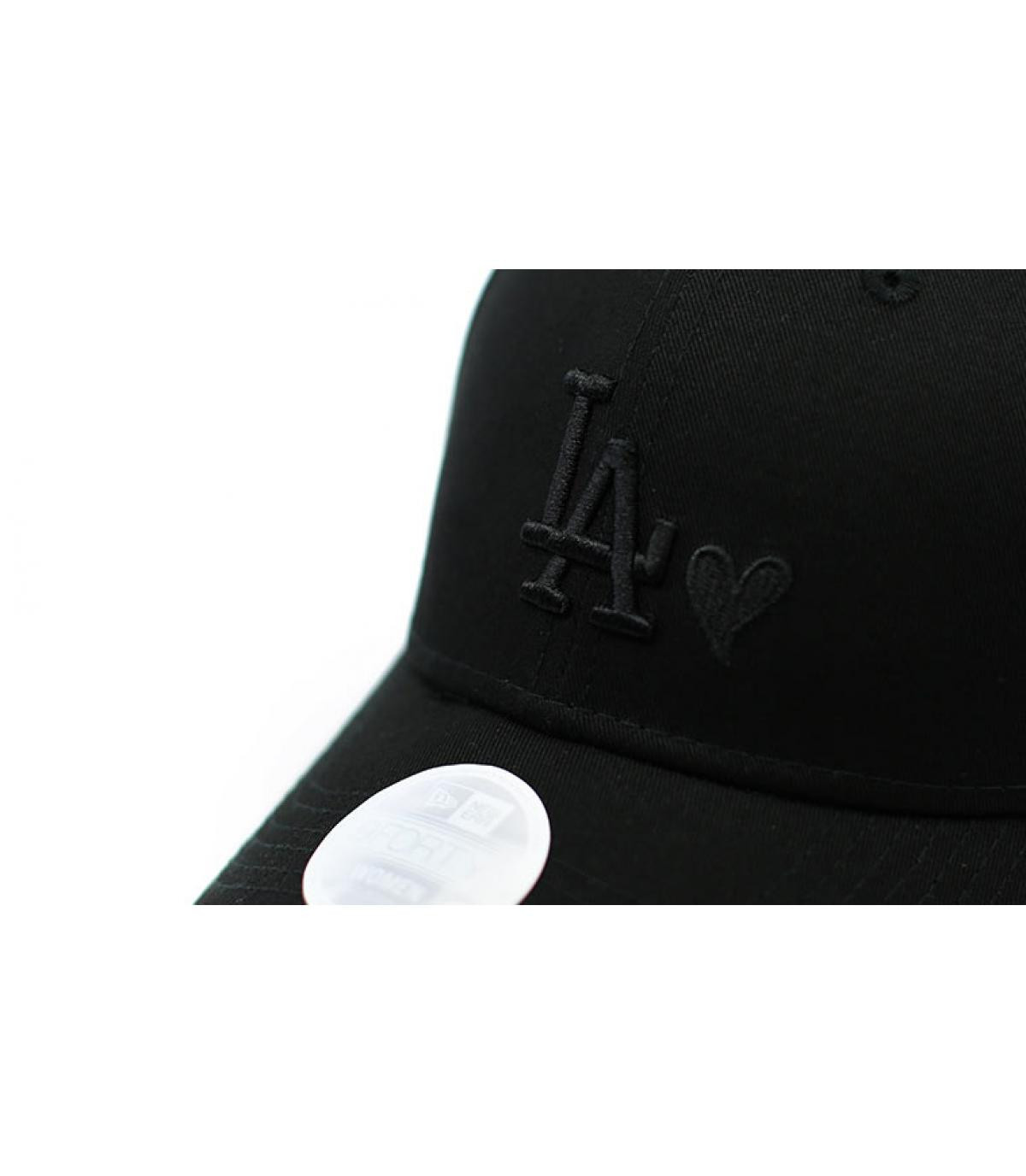 women black LA heart cap women black LA heart cap